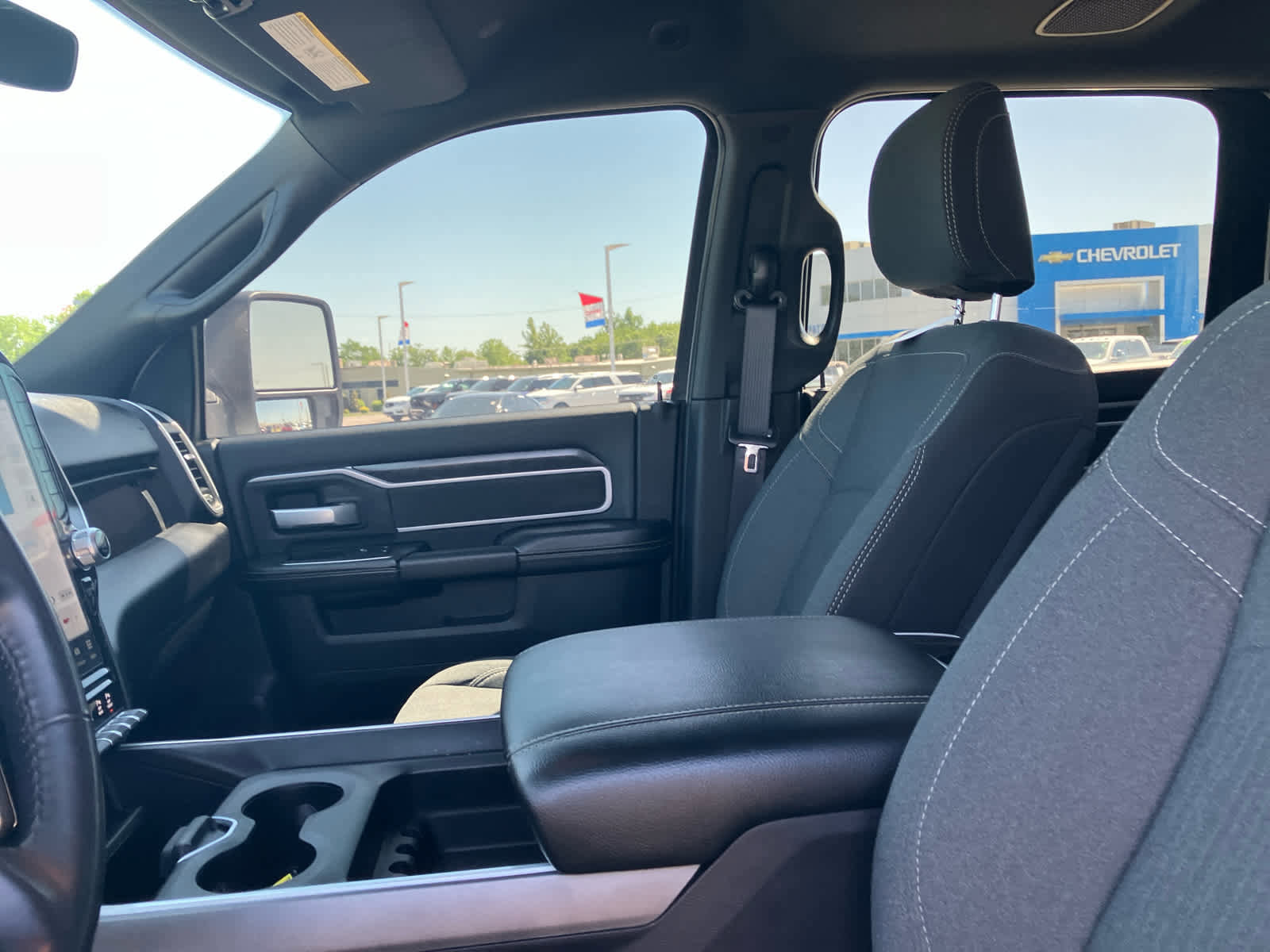 Used 2024 RAM 2500 Big Horn w/ Night Edition AWD/4WD image 10