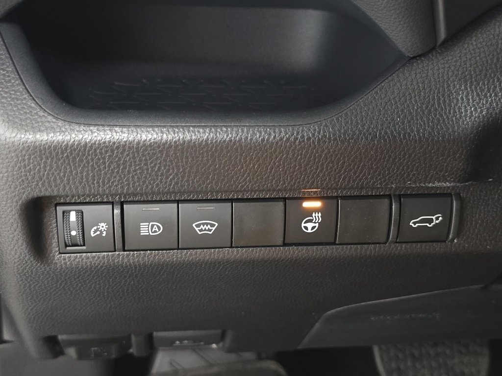 New 2025 Toyota RAV4 XLE image 9