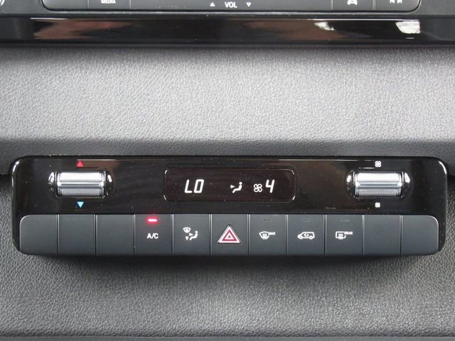 New 2025 Mercedes-Benz Sprinter 2500 image 32