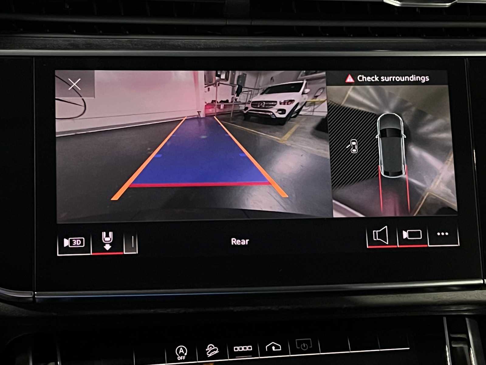 Used 2022 Audi Q8 Premium Plus w/ Premium Plus Package image 71