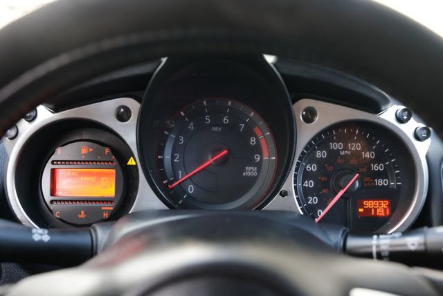 Used 2016 Nissan 370Z Coupe RWD image 27