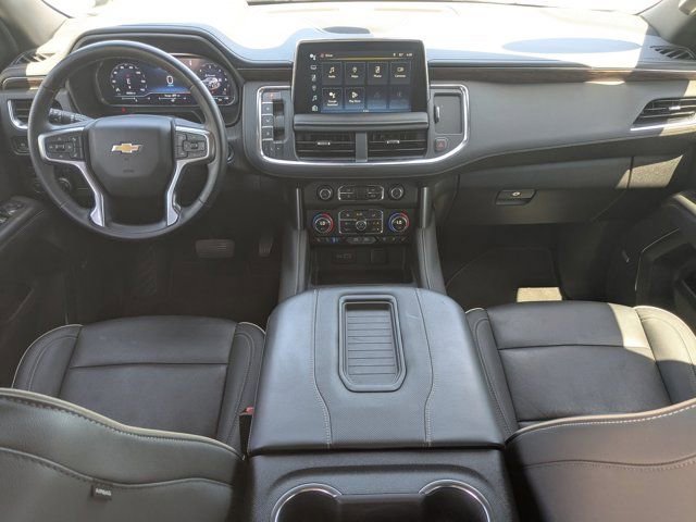 Used 2024 Chevrolet Suburban Premier AWD/4WD image 17