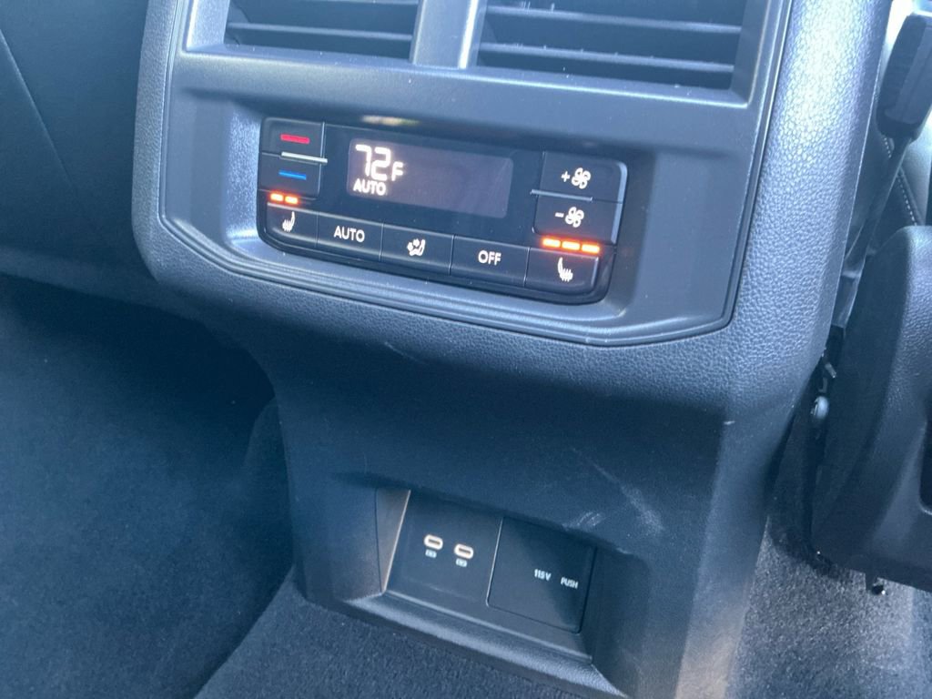 Used 2022 Volkswagen Atlas SEL Premium image 23