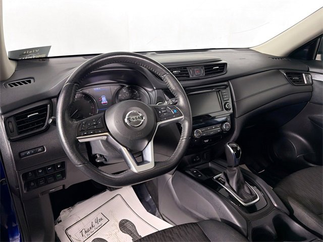 Used 2020 Nissan Rogue SV image 9