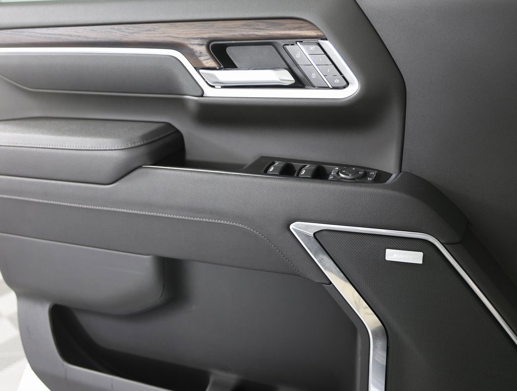 New 2026 GMC Sierra 3500 SLT w/ SLT Convenience Package image 27