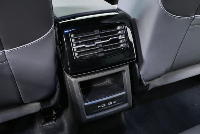 Used 2025 Volkswagen ID.4 Pro RWD image 22