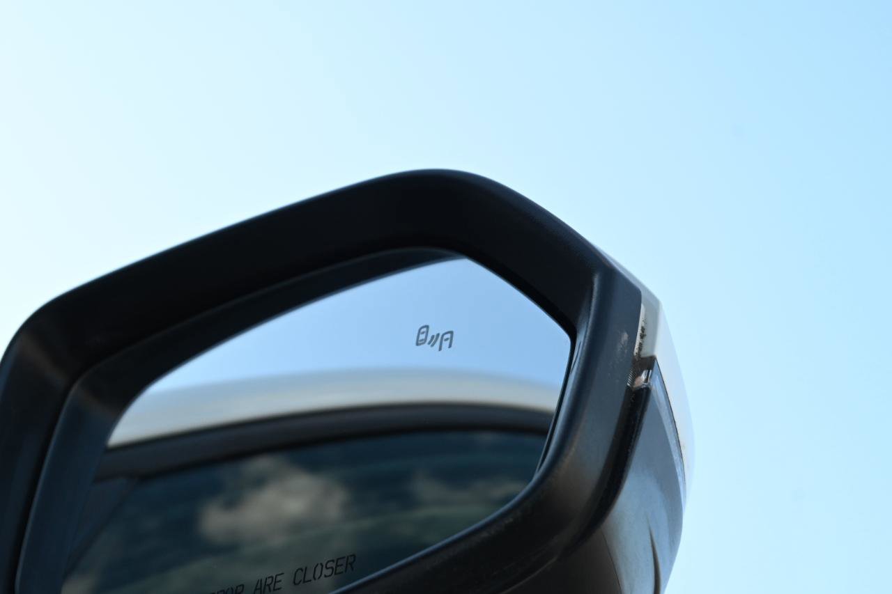 Used 2019 Volkswagen Atlas SEL R-Line image 31