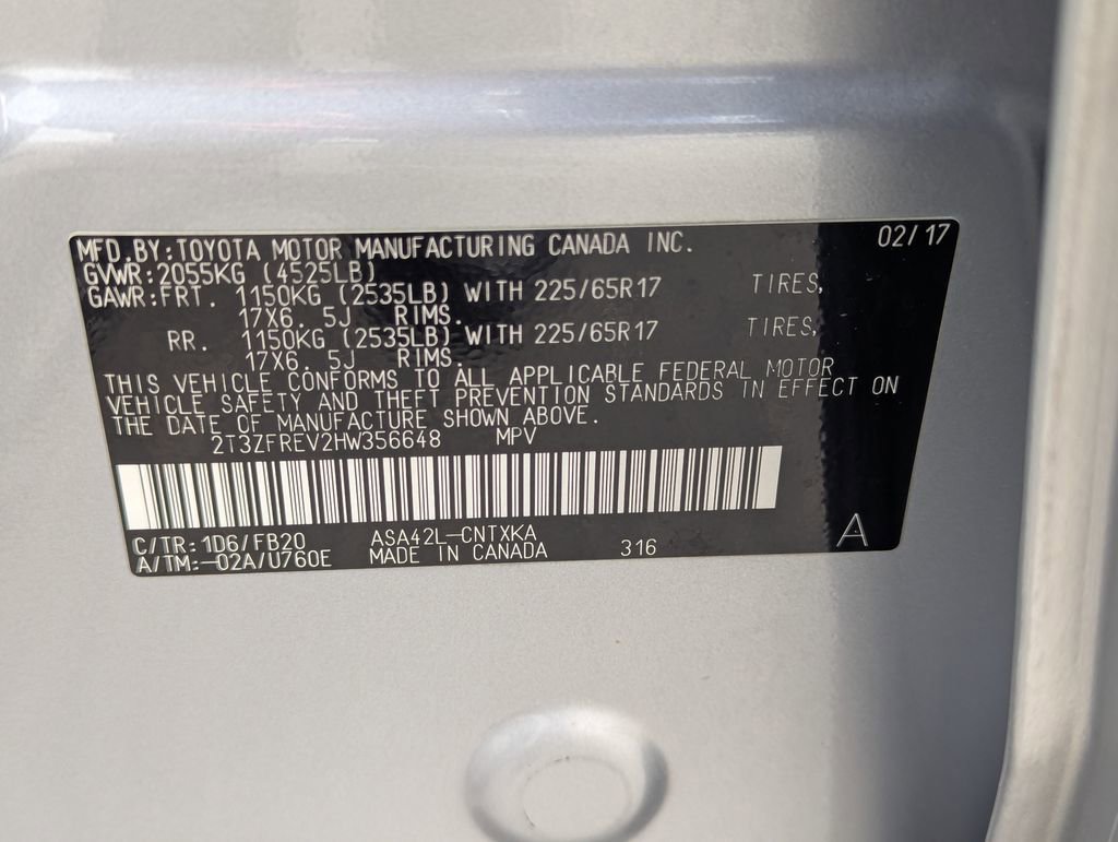 Used 2017 Toyota RAV4 LE FWD image 37