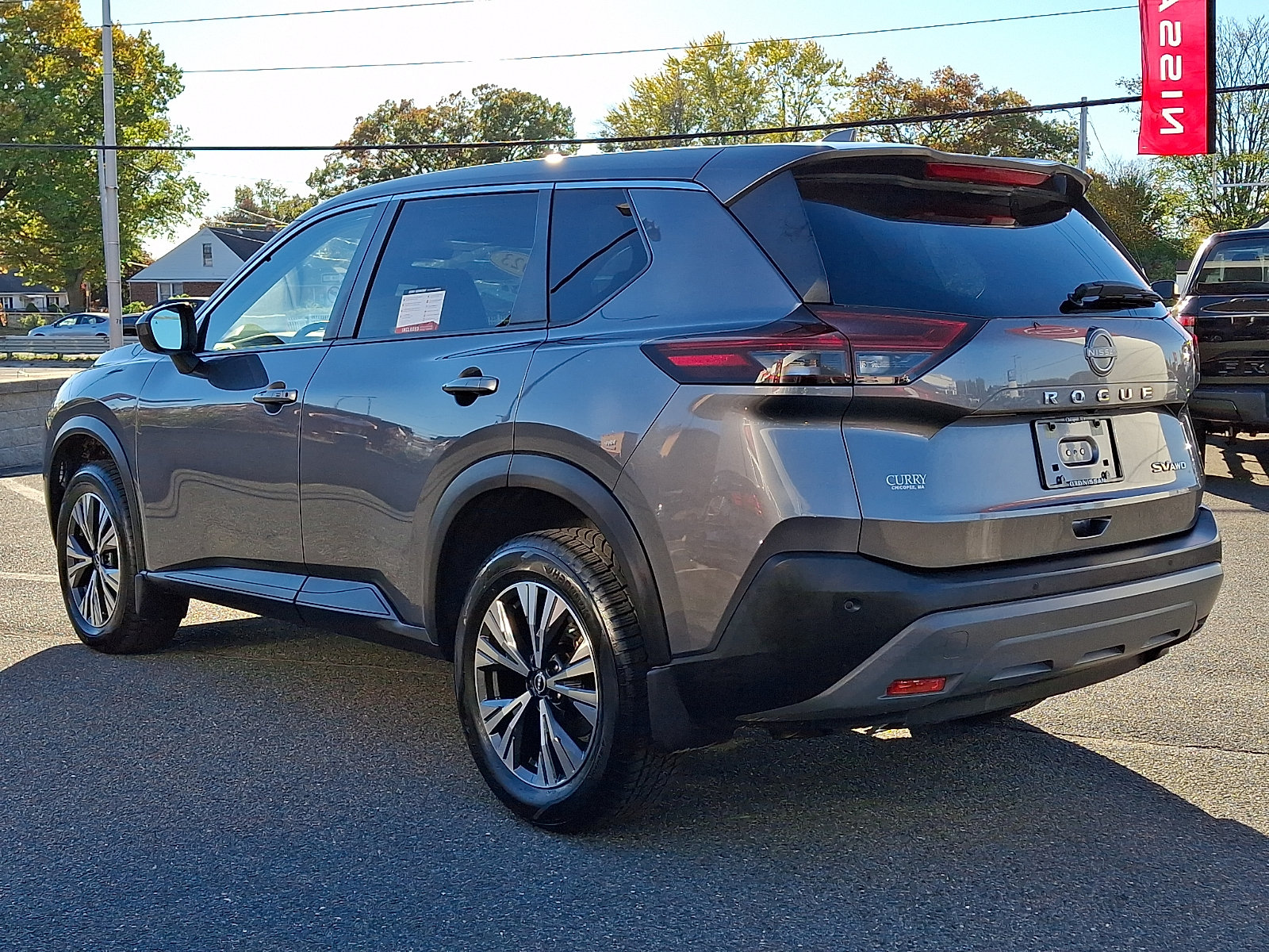 Used 2023 Nissan Rogue SV AWD/4WD image 4