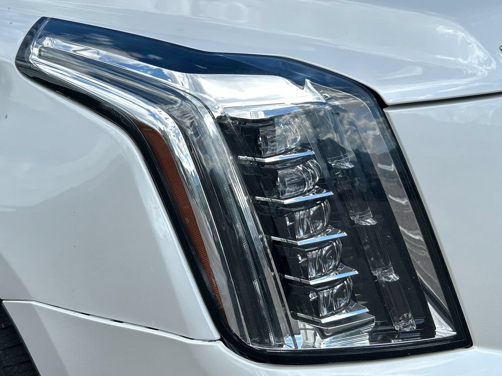 Used 2016 Cadillac Escalade ESV Platinum AWD/4WD image 26