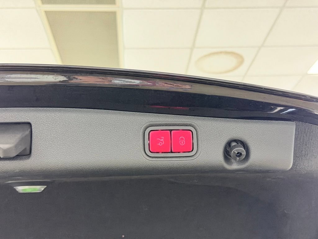 Used 2019 Mercedes-Benz E 300 image 35