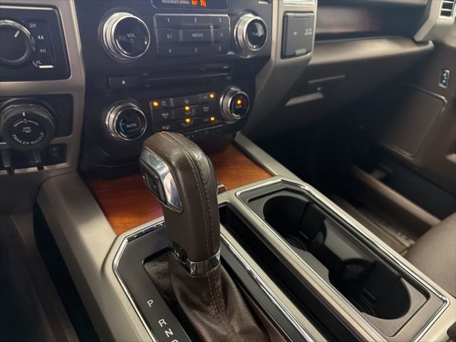 Used 2016 Ford F150 King Ranch w/ Equipment Group 601A Luxury AWD/4WD image 23