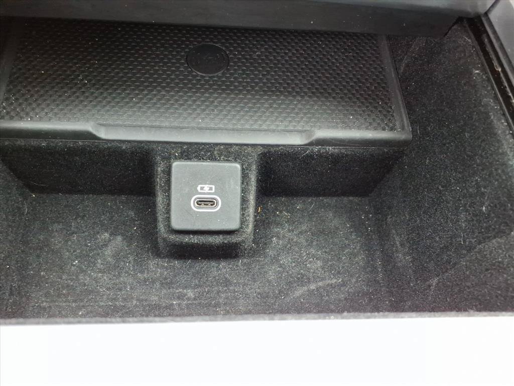 Used 2025 Land Rover Range Rover SE AWD/4WD image 19