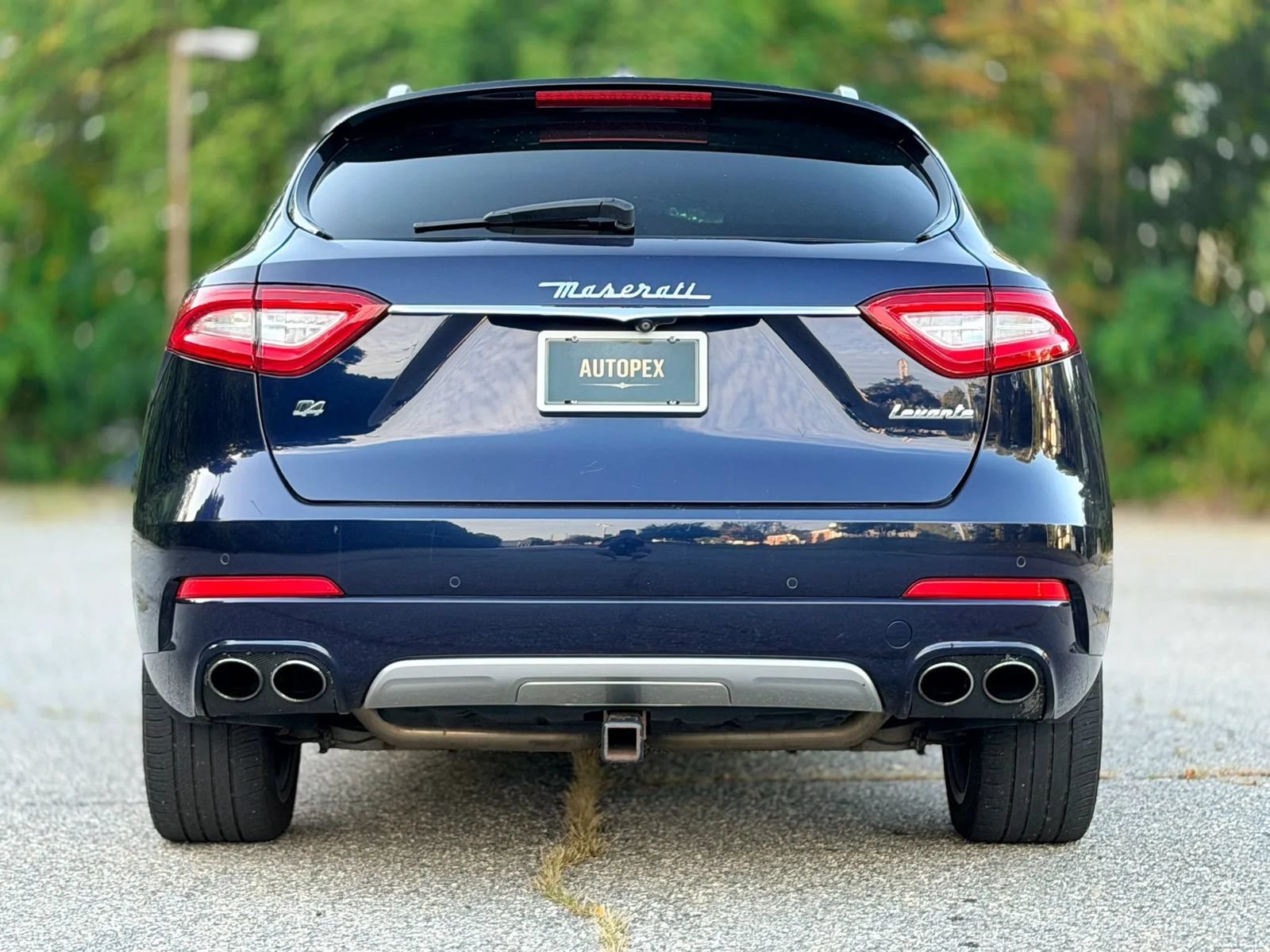 Used 2018 Maserati Levante GranLusso AWD/4WD image 44
