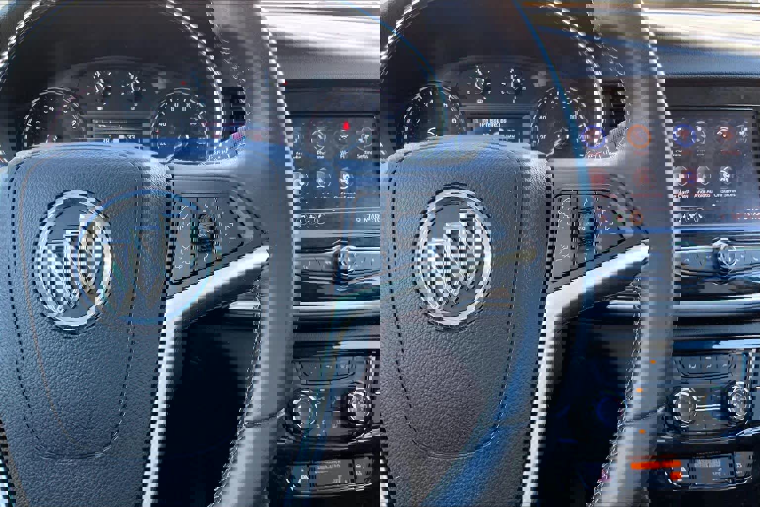 Used 2022 Buick Encore Preferred w/ Safety Package FWD image 25