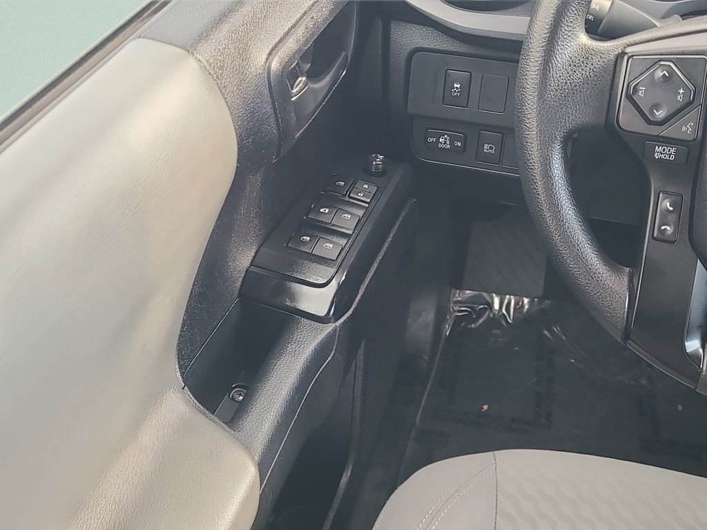 Used 2023 Toyota Tacoma SR w/ SR Convenience Package image 22