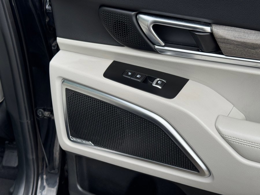 Used 2022 Kia Telluride SX w/ SX Prestige Package image 41