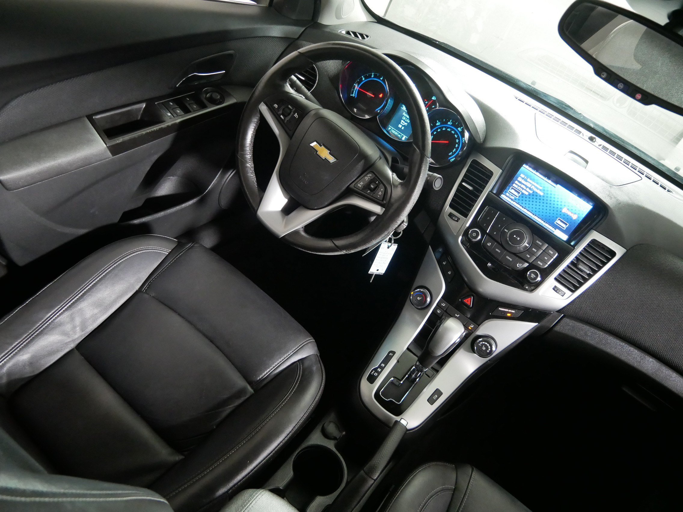 Used 2014 Chevrolet Cruze LT w/ RS Package FWD image 9