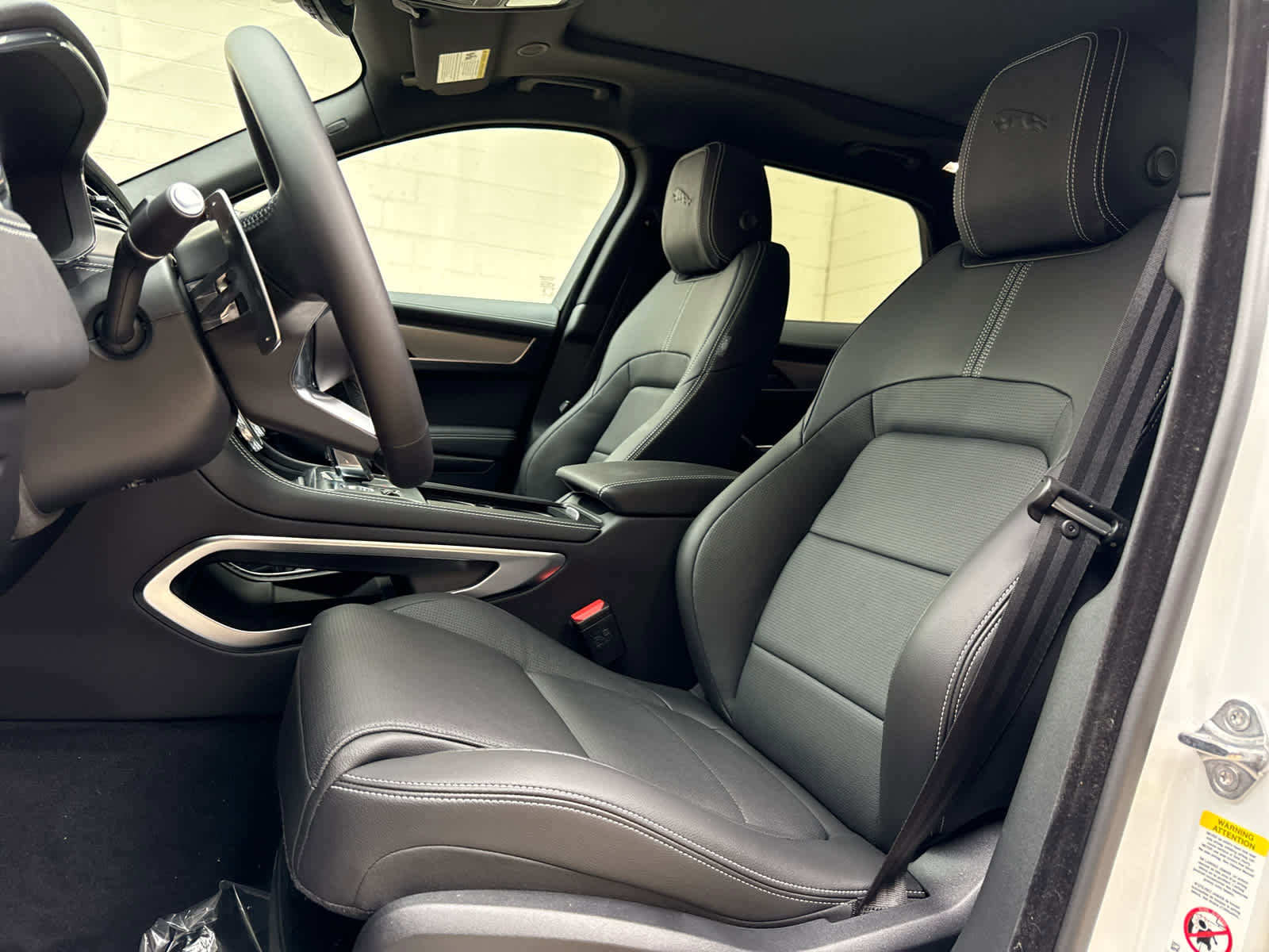 New 2026 Jaguar F-PACE R-Dynamic S image 13