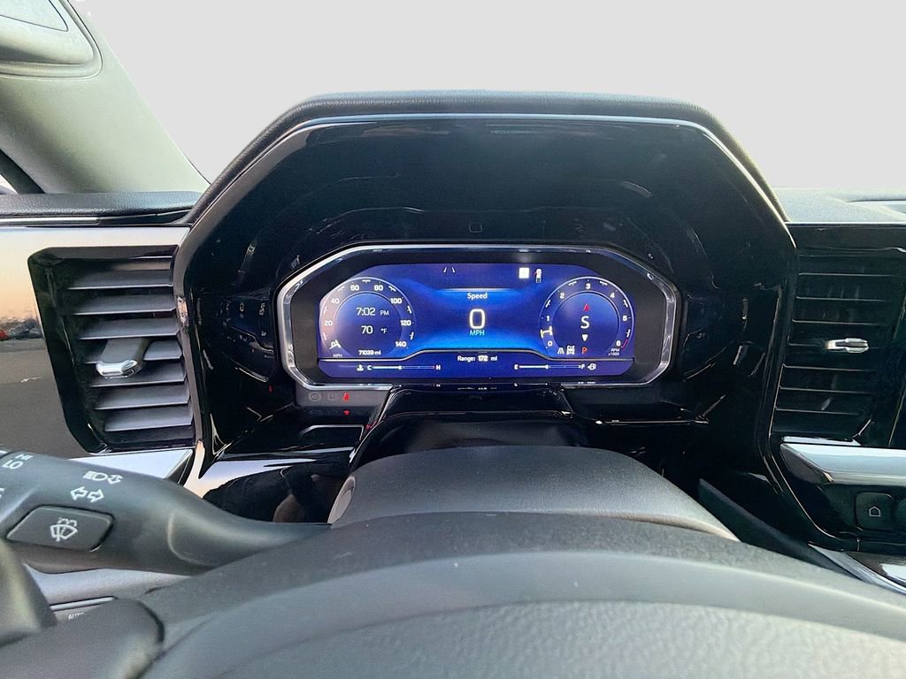 Used 2023 Chevrolet Silverado 1500 LTZ w/ LTZ Premium Package AWD/4WD image 38