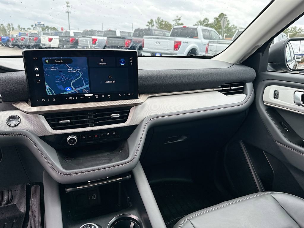 Certified 2025 Ford Explorer Active w/ Active Comfort Package image 20