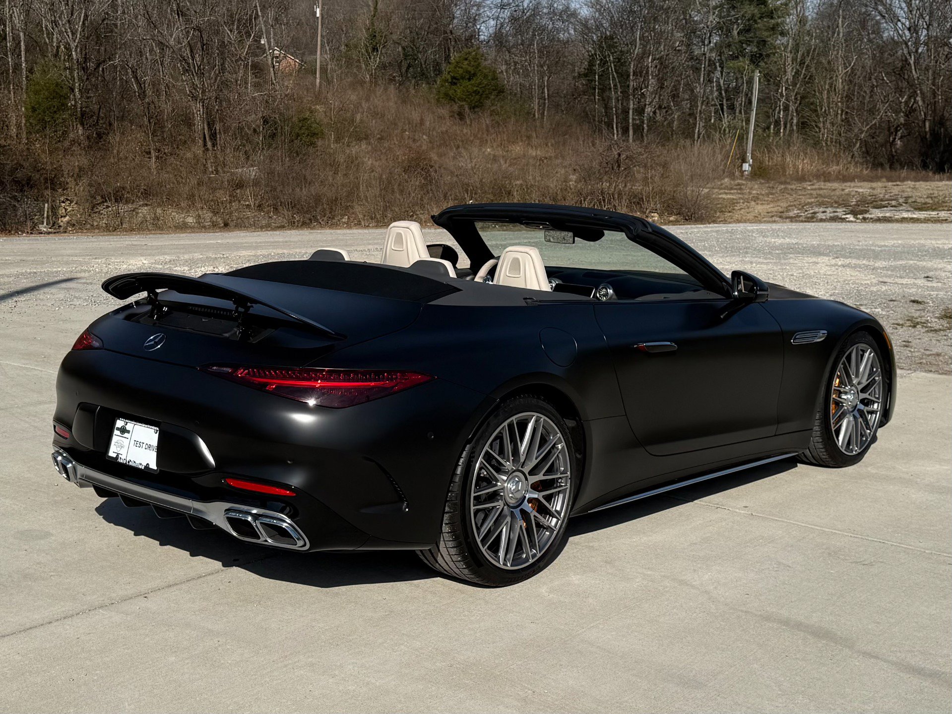 Used 2022 Mercedes-Benz SL 63 AMG 4MATIC image 3