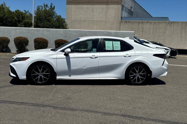 Certified 2023 Toyota Camry SE FWD image 9