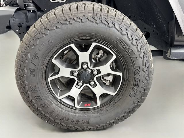 Used 2024 Jeep Gladiator Sport image 28