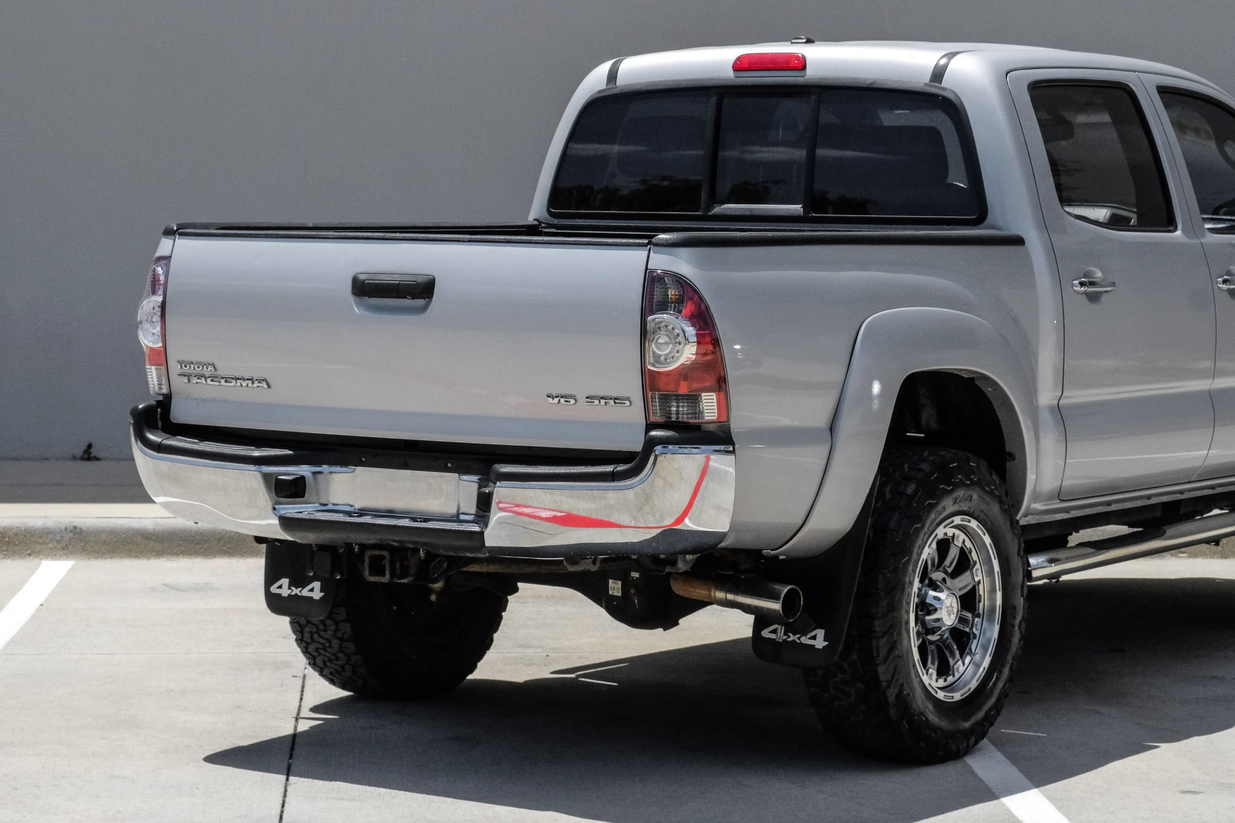Used 2011 Toyota Tacoma 4x4 Double Cab w/ SR5 Pkg #2 image 12