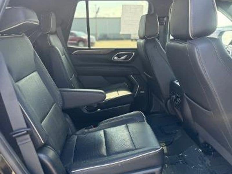 Used 2022 Chevrolet Tahoe Premier AWD/4WD image 37