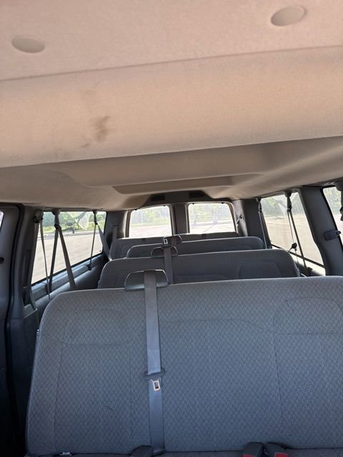 Used 2023 Chevrolet Express 3500 LS RWD image 9