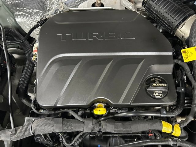 Used 2025 Chevrolet Trax ACTIV FWD image 10