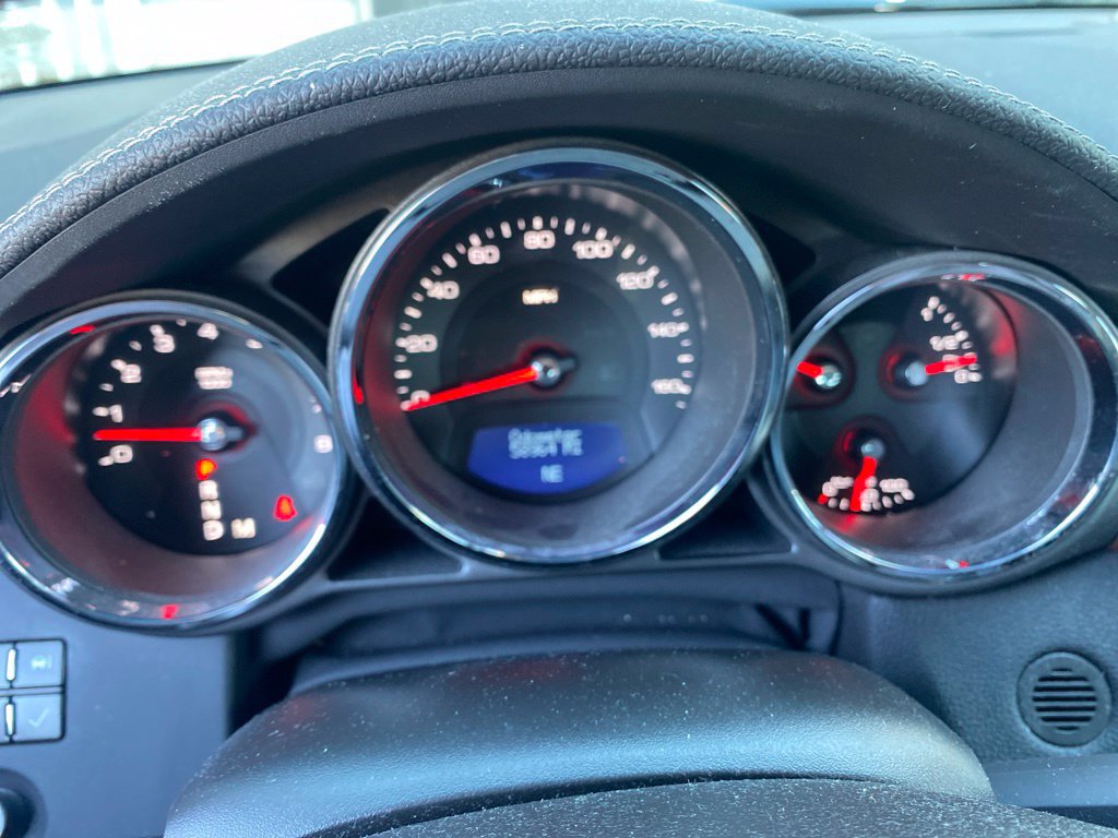 Used 2010 Cadillac CTS Premium RWD image 21
