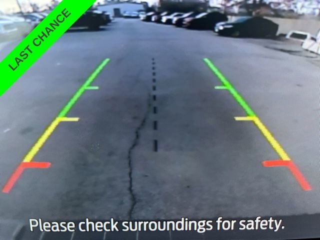 Used 2021 Ford Explorer XLT w/ Equipment Group 202A image 28