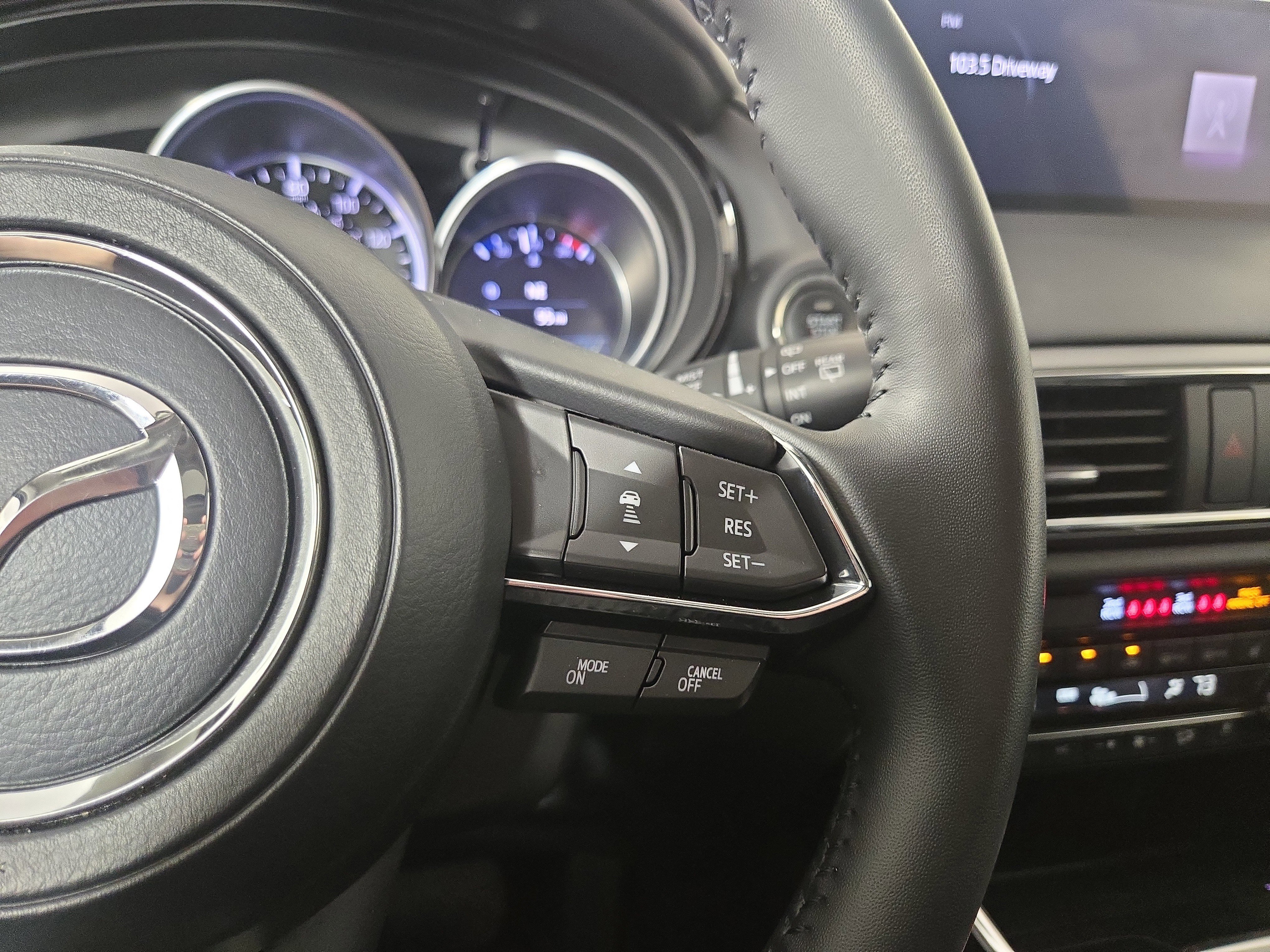 Used 2023 MAZDA CX-9 Touring Plus image 17
