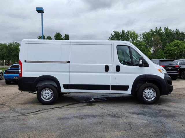 Used 2024 RAM ProMaster 1500 w/ Convenience Group FWD image 2
