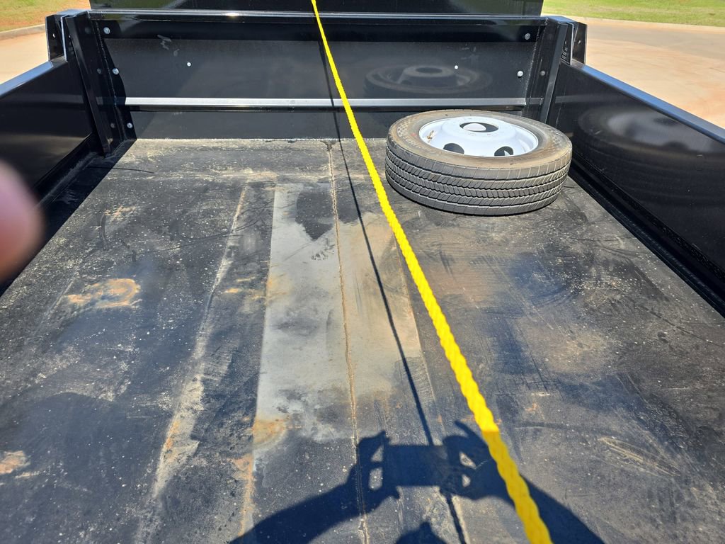Used 2024 Ford F550 2WD Regular Cab Super Duty image 14