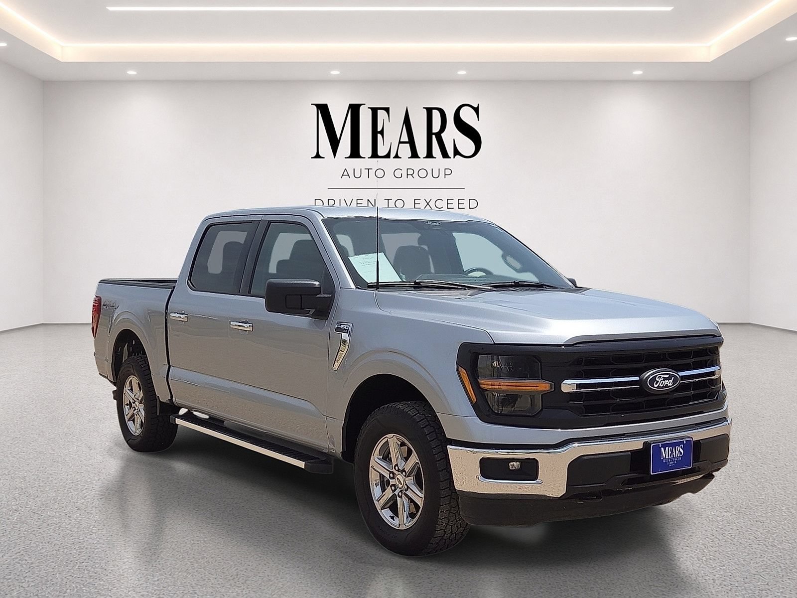 Used 2025 Ford F150 XLT w/ Equipment Group 301A Standard AWD/4WD image 7
