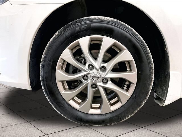 Used 2017 Nissan Sentra SV w/ Style Package FWD image 9