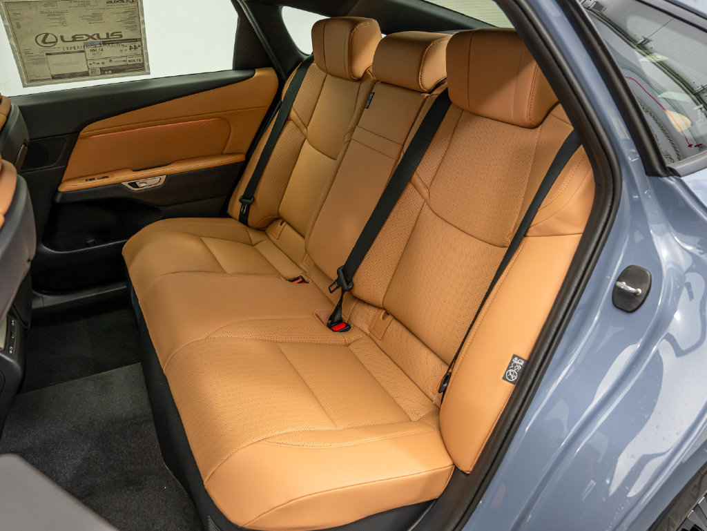 New 2026 Lexus ES 350h AWD w/ Convenience Package image 43