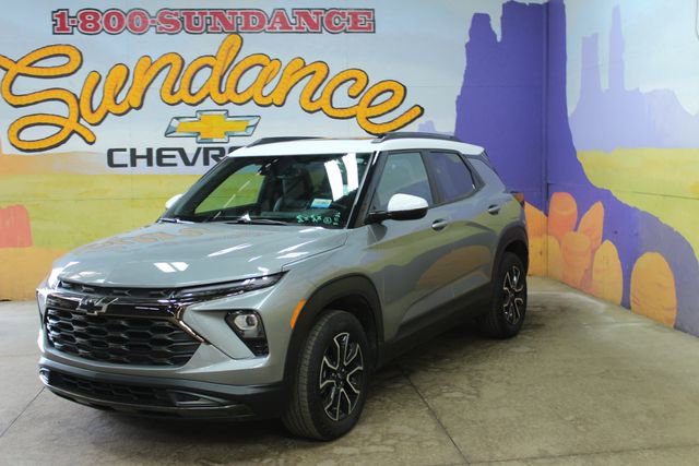 Used 2025 Chevrolet TrailBlazer ACTIV w/ Convenience Package image 2