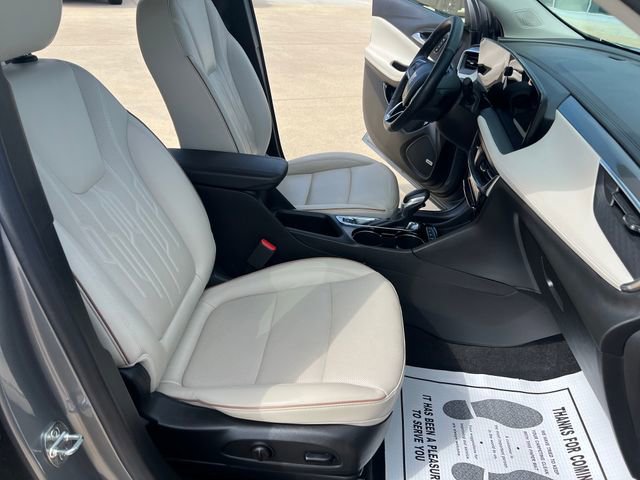 Certified 2024 Buick Encore GX Avenir w/ Avenir Convenience Package AWD/4WD image 15