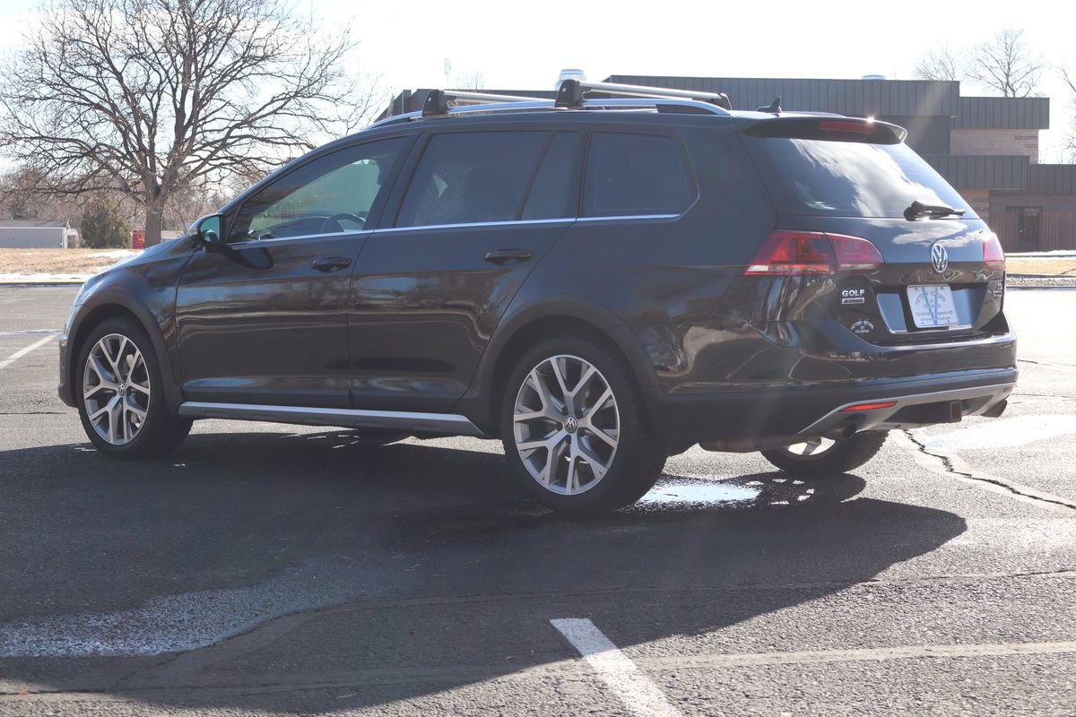 Used 2017 Volkswagen Golf Alltrack SEL image 7