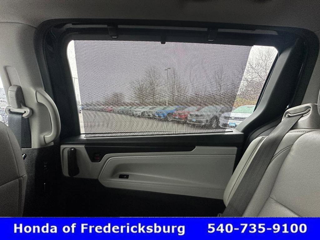 Used 2023 Honda Odyssey EX-L image 46