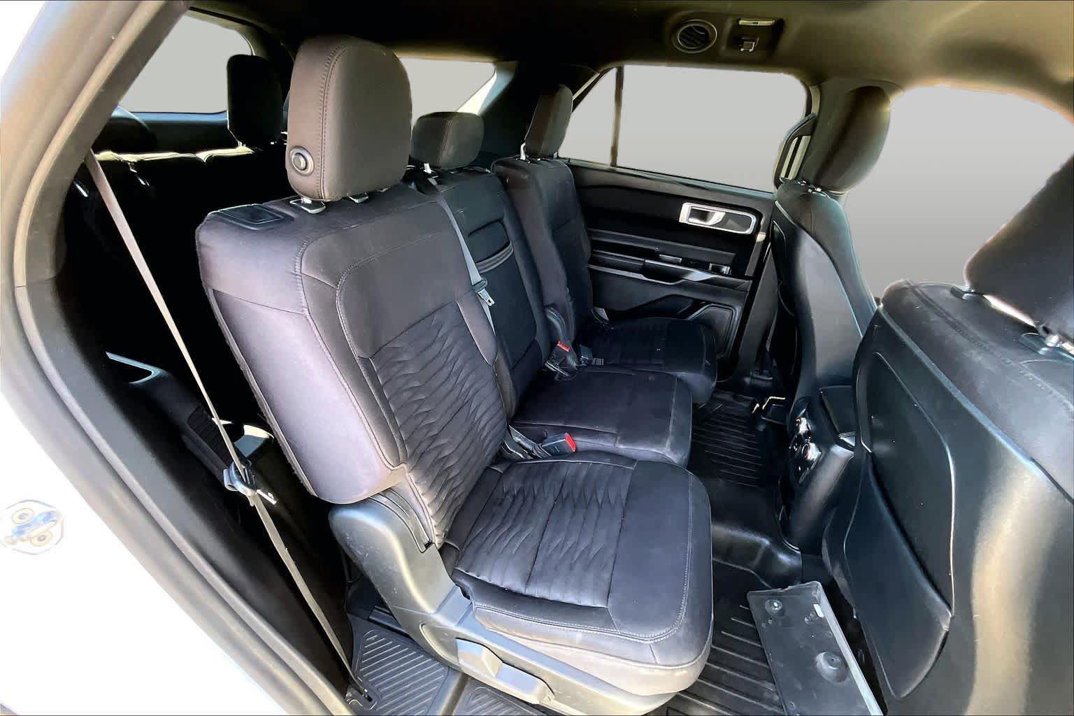 Certified 2020 Ford Explorer XLT RWD image 22