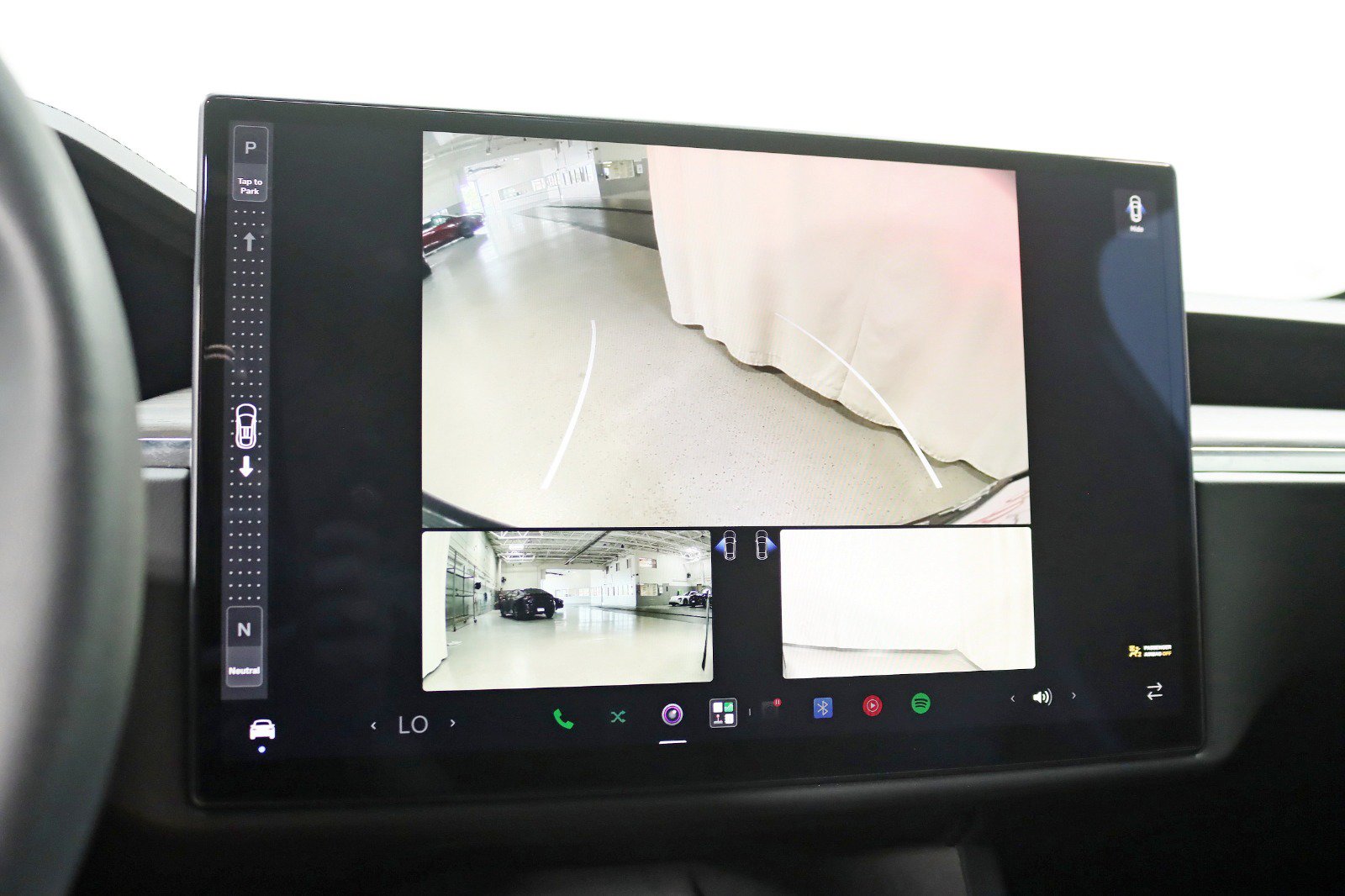 Used 2023 Tesla Model X AWD/4WD image 18