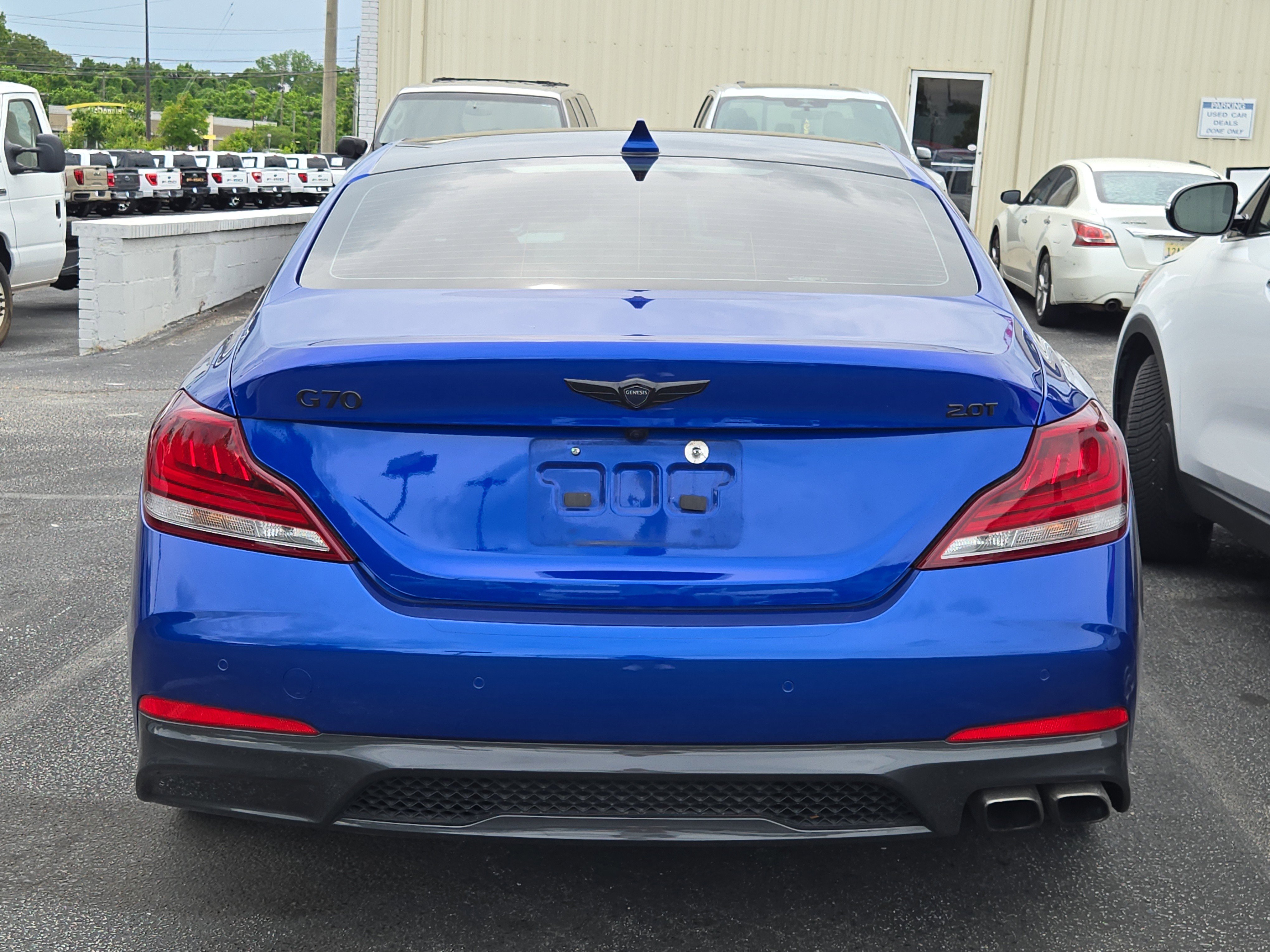 Used 2020 Genesis G70 2.0T w/ Sport Package RWD image 6