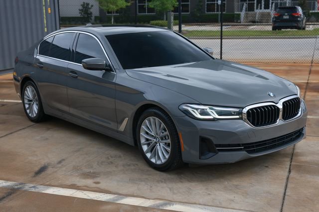 Used 2021 BMW 530i w/ Convenience Package RWD image 18
