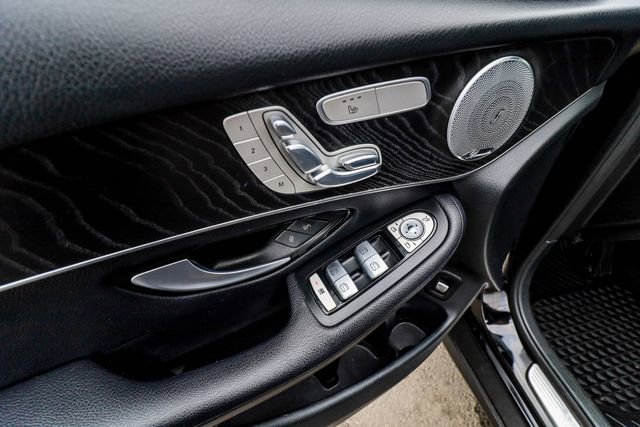 Used 2017 Mercedes-Benz GLC 300 4MATIC image 29