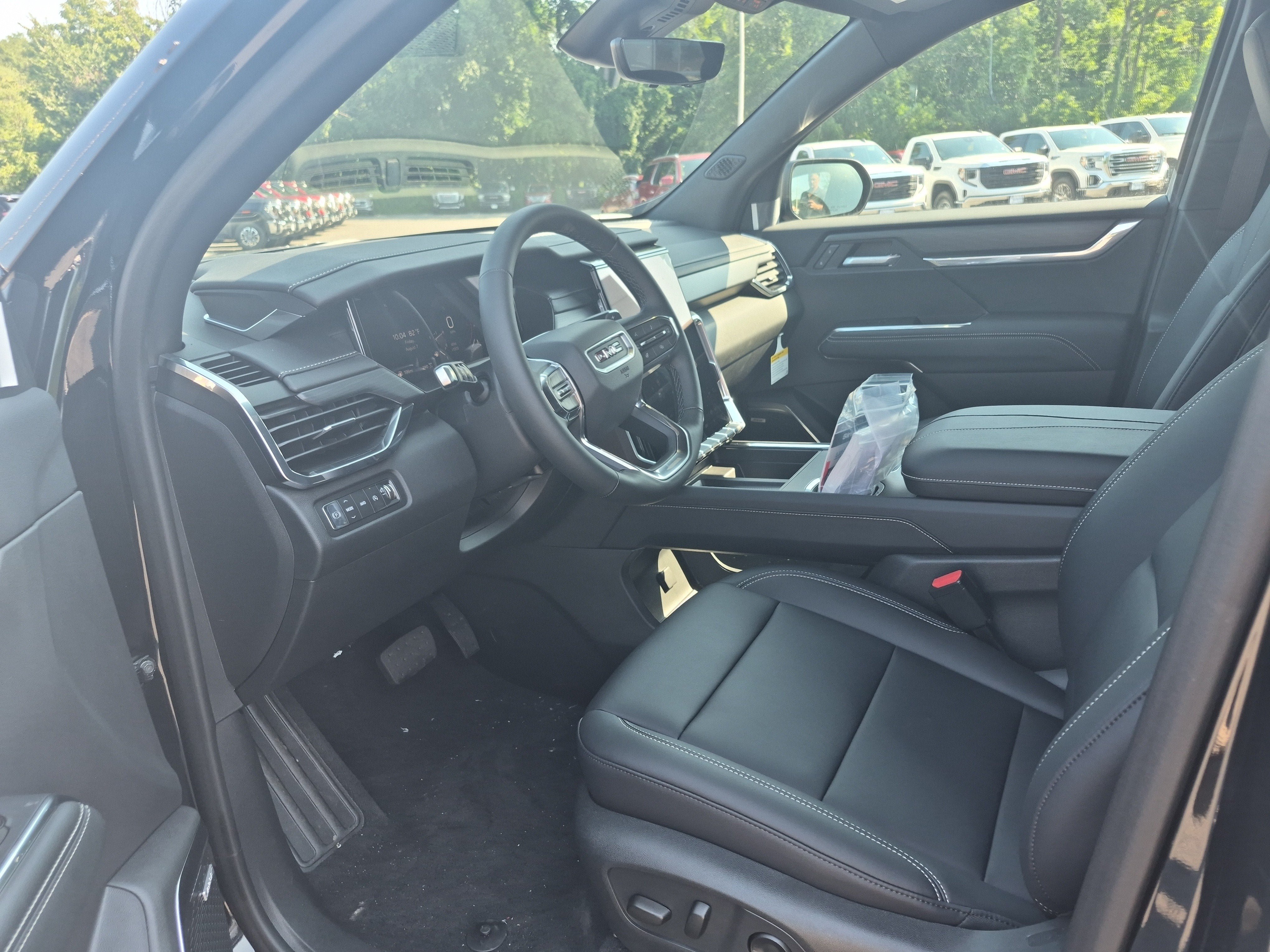 New 2026 GMC Acadia Elevation w/ Black Edition AWD/4WD image 9